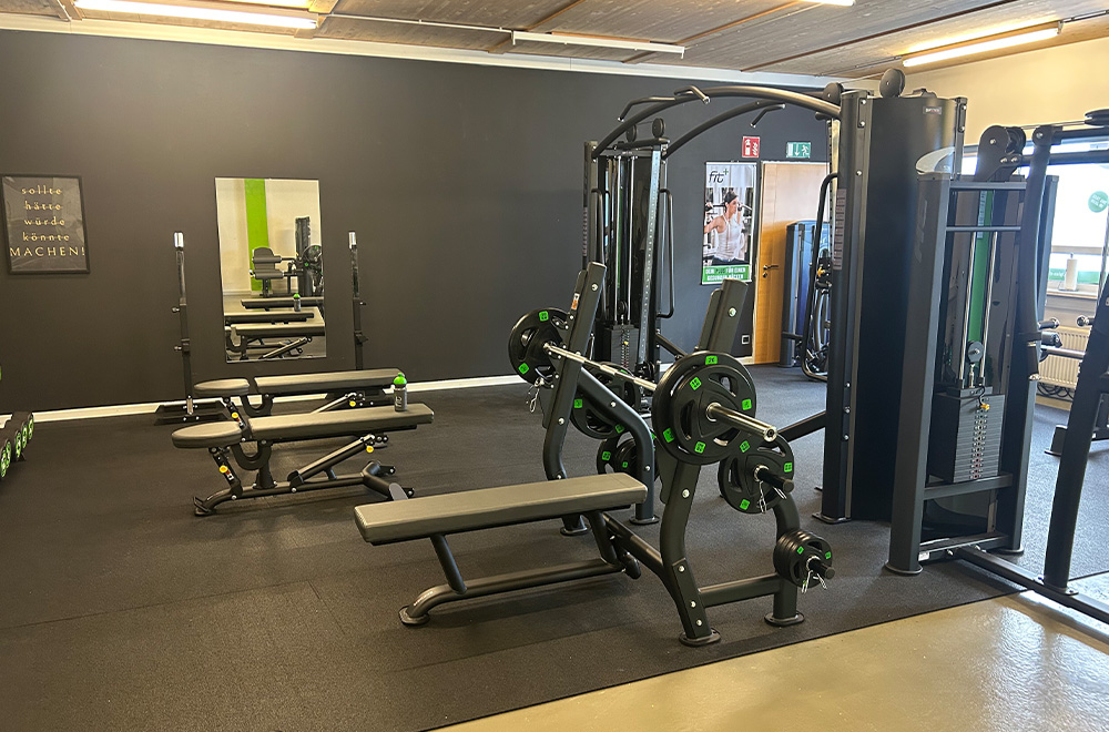 fitplus_Fitnessstudio Huglfing Krafttraining_1